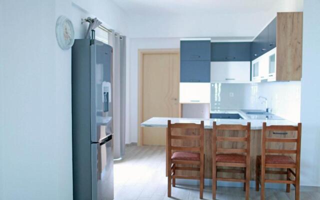 Mihalis Apartments