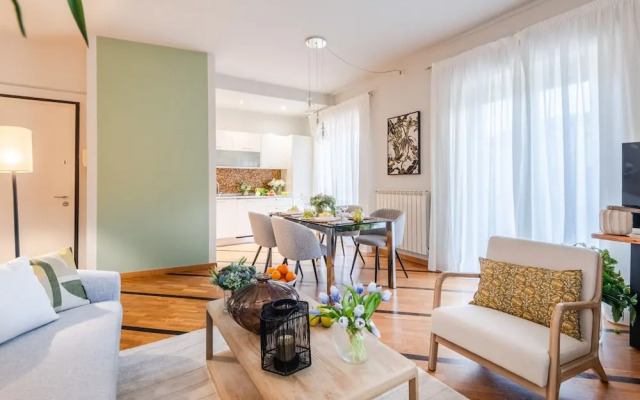 The City Terrace Apartment