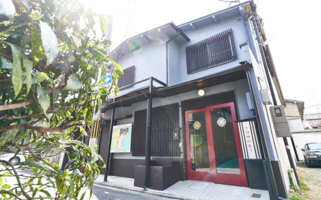 TOMORI Guest House