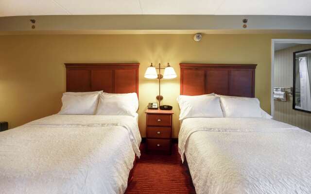 Hampton Inn Louisville-Airport