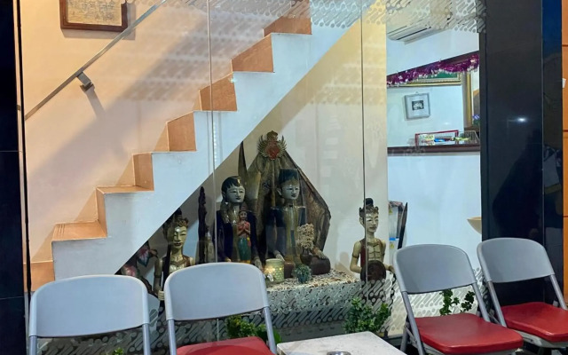Cabin Hotel Bhayangkara