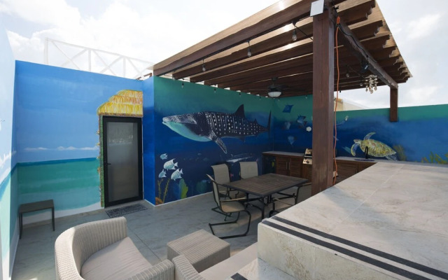 The City Condos by Playa Paradise