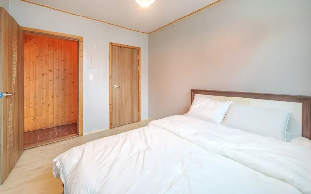 Gapyeong Sanchaek Glamping Pension