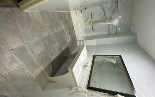 Super 8 by Wyndham Houston Hobby Airport South