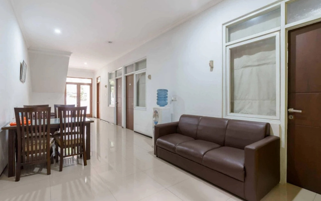 Aimer Guest House Syariah Redpartner(Former Aimer Guest House Syariah) – Guest Rooms – Tangerang