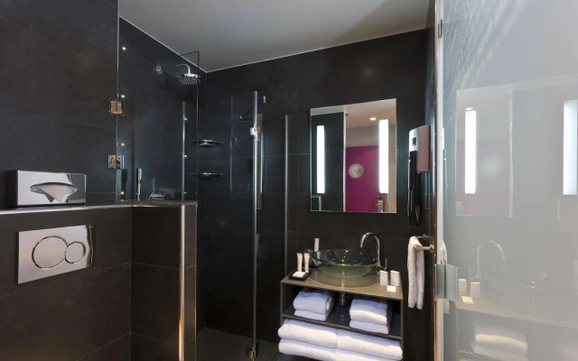 Lyric Hotel Paris