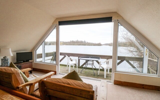 Cygnus Boathouse