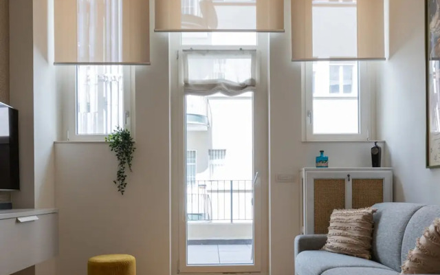 Elegant Home With Terrace by Wonderful Italy