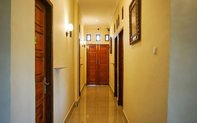 OYO 733 Mina Homestay