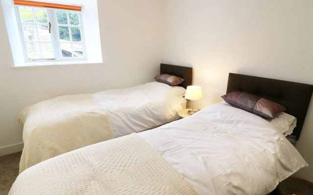 2 Riverside, Barnard Castle
