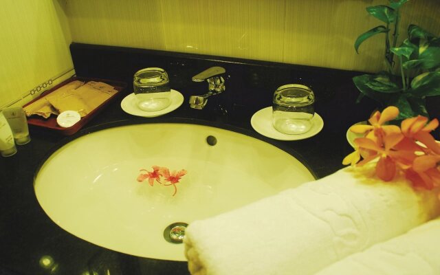 Hau Giang Hotel