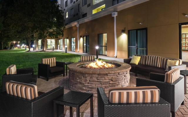 Courtyard by Marriott Charlotte Gastonia