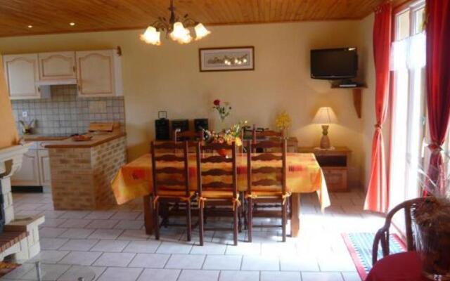 Gîte Fontenoy-le-Château, 3 pièces, 4 personnes - FR-1-589-69