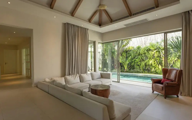 Famous 5 Trichada Resort  4-Bedroom V164
