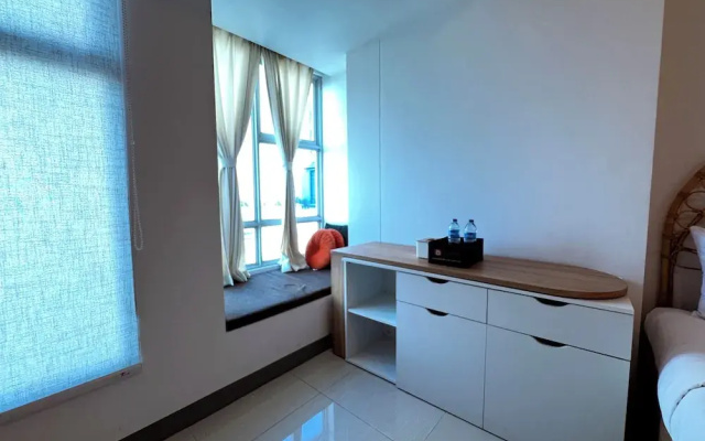 Compact And Best Choice Studio At Anderson Supermall Mansion Apartment