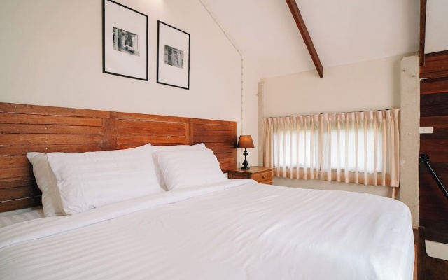 Baanrongmai Canal Front Homestay
