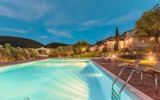 Villa Toscana - Relax in the middle of Tuscany