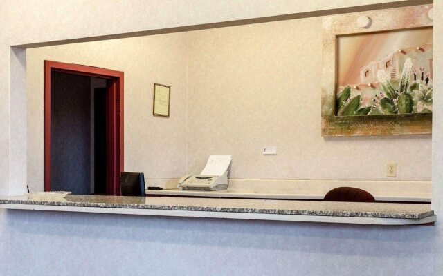 Motel 6 Greenwood, MS