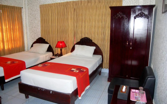 Hotel Swiss Garden International