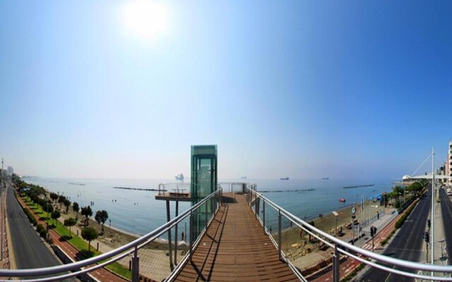 SeaBreeze Limassol City Center Flat