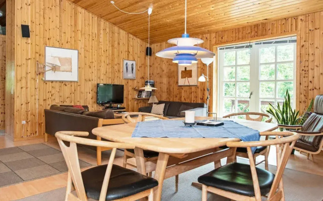 6 Person Holiday Home in Kolind