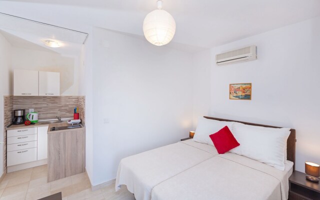 Apartments Elica