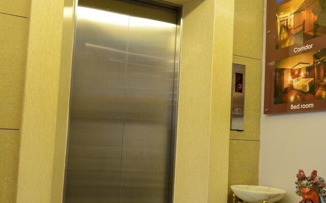 Golden Legend Boutique Hotel
