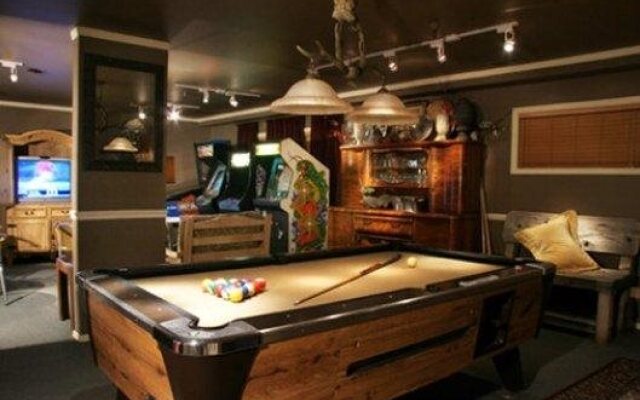 The Lodge at Kingsbury Crossing