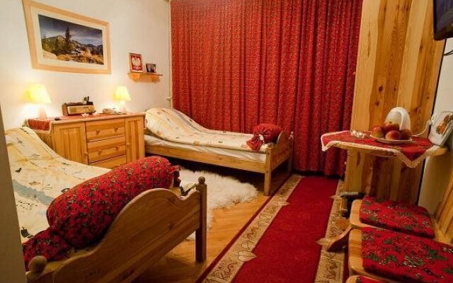 Hotel PRL RZEMIEŚLNIK