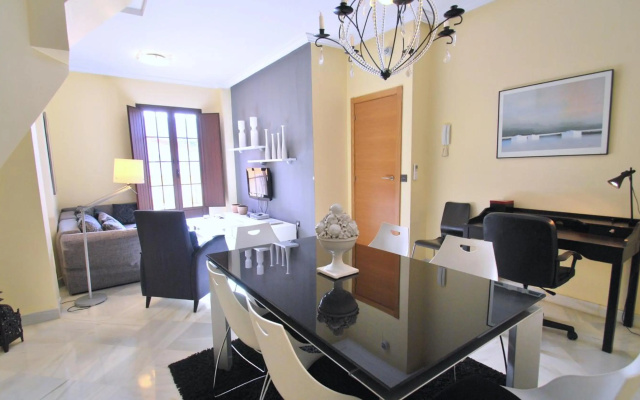 Living Sevilla Apartments