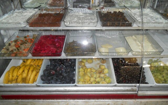 Baris Hotel