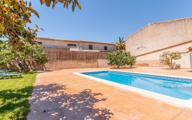 Huge Holiday Home in Catalonia With Private Swimming Pool