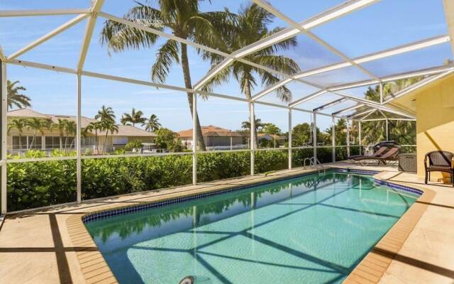 Plantation Court Home