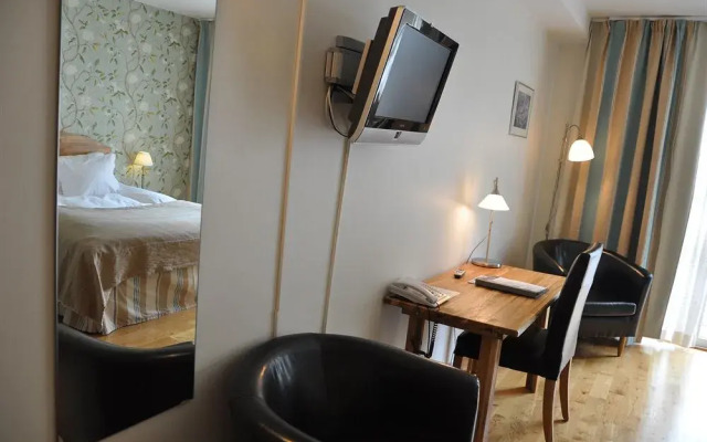 Villa Fridhem Hotell - Mat - Möten