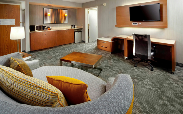 Courtyard by Marriott State College