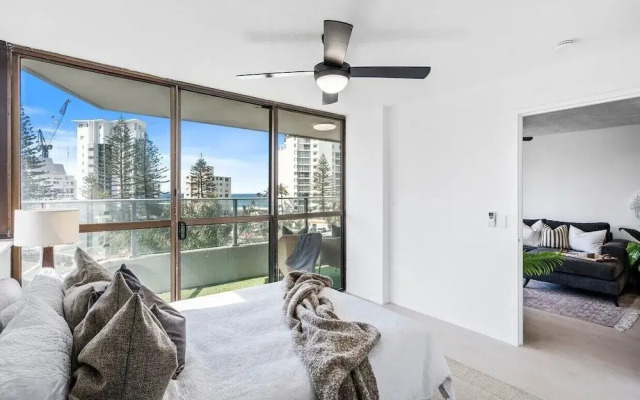 Luxe 2 Bedroom Oceanview Retreat on Fern