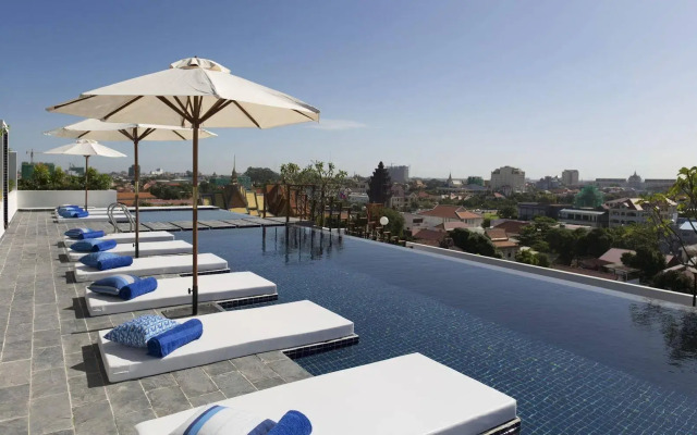 Patio Hotel & Urban Resort