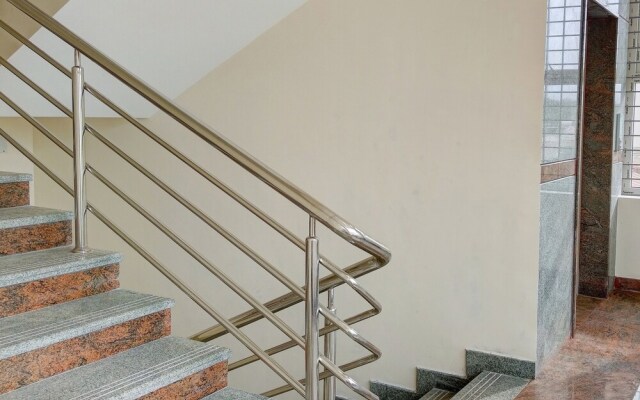 OYO 10446 Hotel 12 Degree West