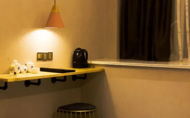 Loft Hotel