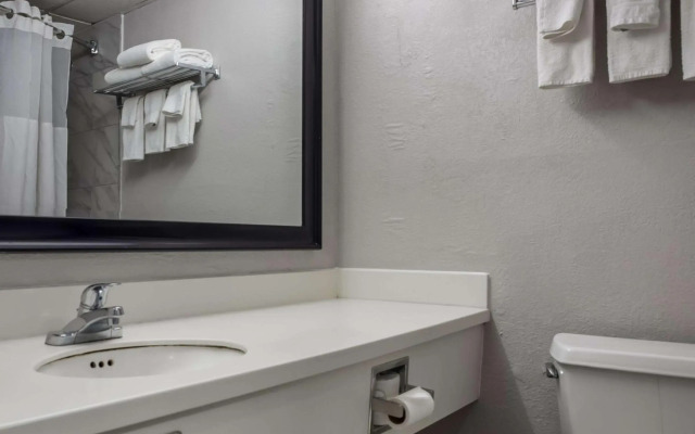 Quality Inn Toledo