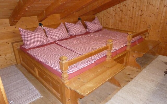 Ferienhaus Stutz links