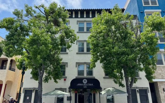 Urban Boutique Hotel