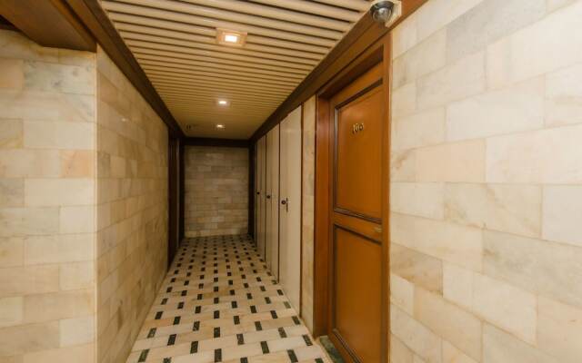 OYO 10248 Hotel Sahar International