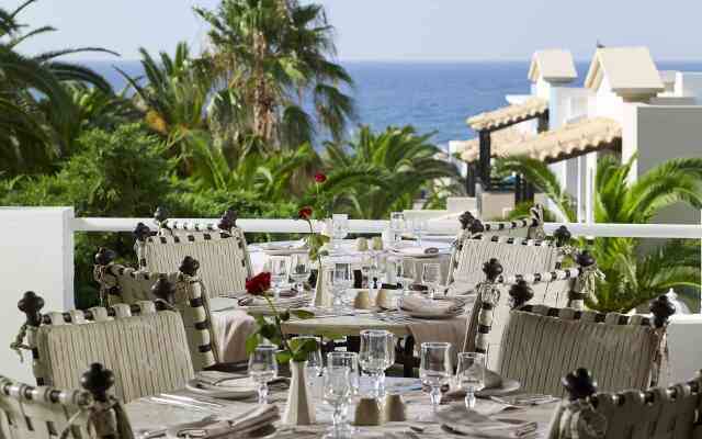 Aldemar Knossos Royal & Knossos Villas