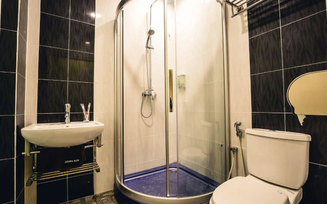 Golden Roof Hotel Taiping