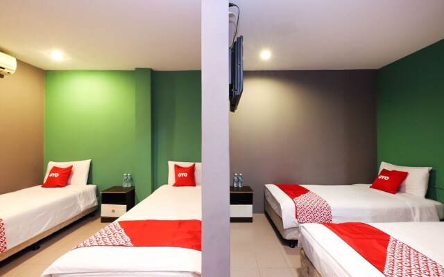 Oyo 89688 Alor Street Hotel
