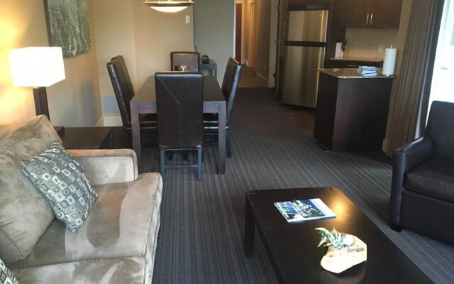 Creekside Suites @ Pacific Shores