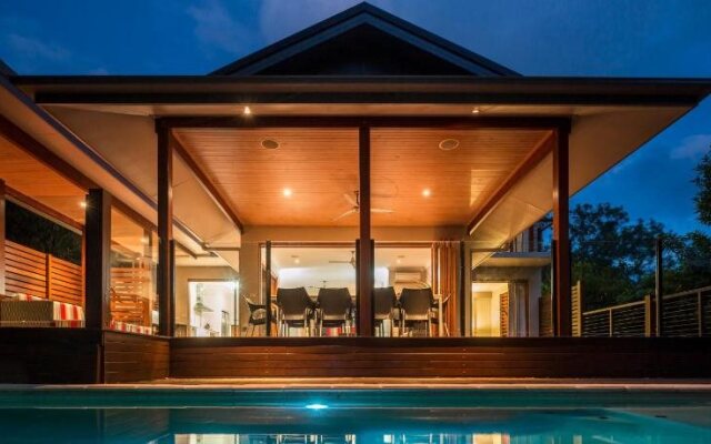 Trito Oceans Edge Luxury House