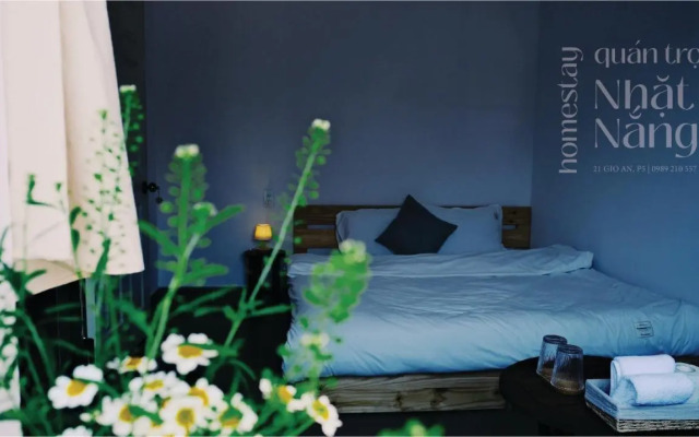 Nắng homestay