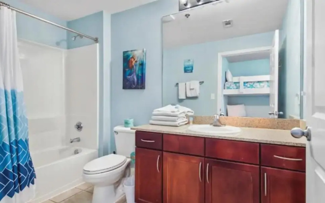 Laketown Wharf 317